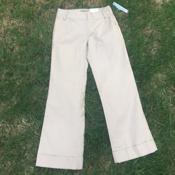 Apt. 9 Maxwell fit, wide leg capris NWT - Picture 2 of 7